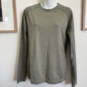 FIGS XL Long Sleeve green top